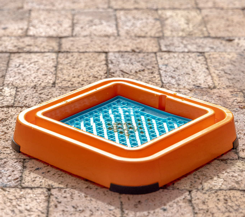 Laižymo kilimėlio laikiklis "LickiMat Keeper Outdoor"