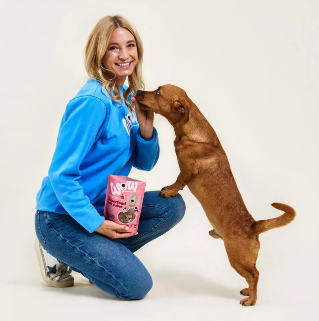 Minkšti skanėstai šunims su elniena ir obuoliais Wow Dog Superfood Soft Cubes